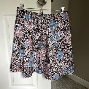 Loft floral skirt Size 0, new with tags